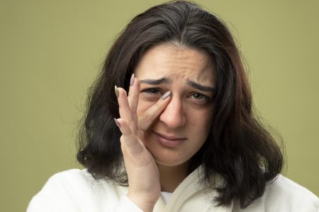 Gonfiore agli occhi: cause e rimedi