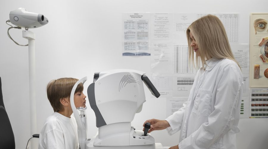 Fundus Refraction Offset and myopia diagnosis